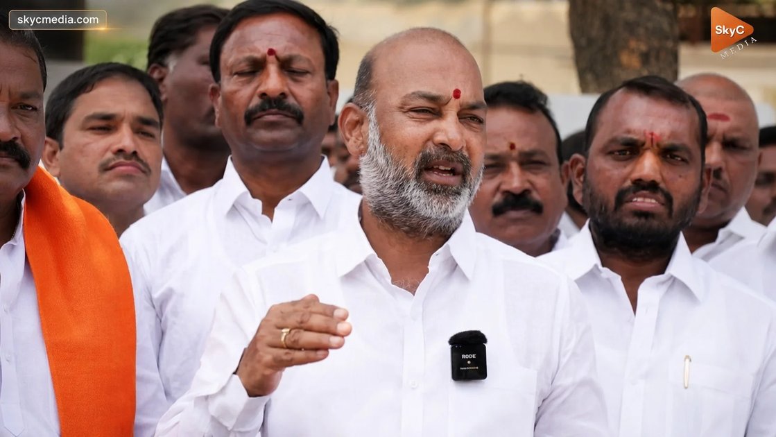 వరకు మోదీనే ప్రధాని.. బండి సంజయ్ షాకింగ్ కామెంట్స్