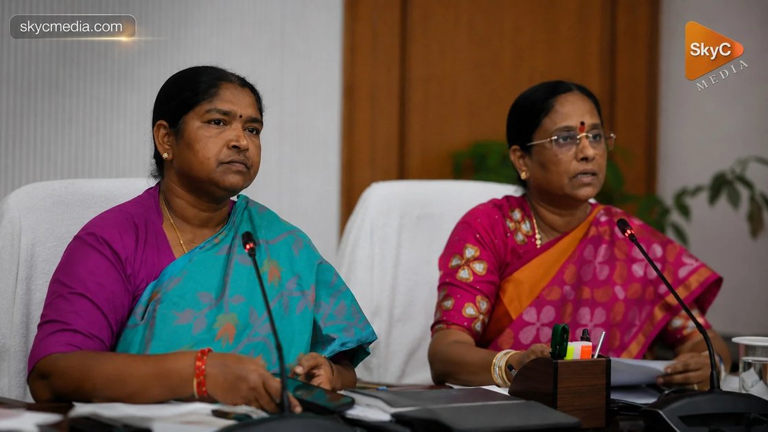 మంత్రి సీతక్క, సురేఖ ఎంట్రీ.. వెటా ఇండియా వేదిక లాంచ్