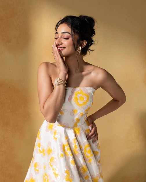 Preity Mukhundhan Cute Photos After Blast Success Preity Mukhundhan Cute Photos After Blast Success