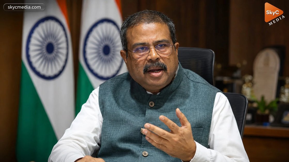 నీట్ లీక్ వివాదంలో రాజీనామాపై ధర్మేంద్ర ప్రధాన్ క్లారిటీ