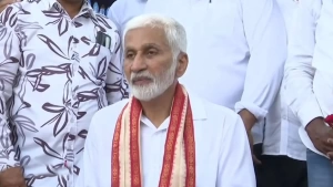 మూడో ప్రత్యామ్నాయం దిశగా విజయసాయి రెడ్డి పొలిటికల్ ప్లాన్